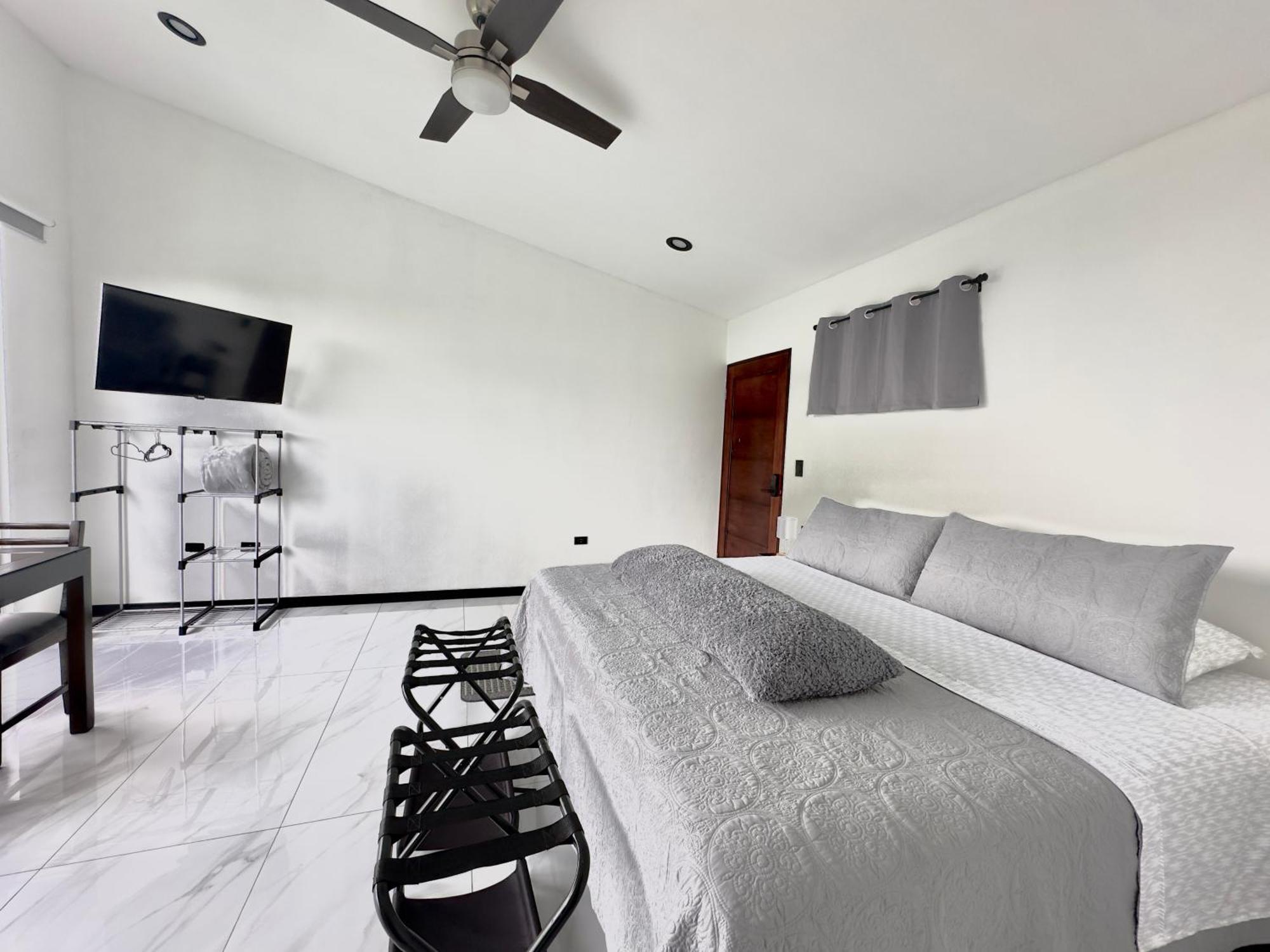 Black & White Apartments Monteverde 外观 照片