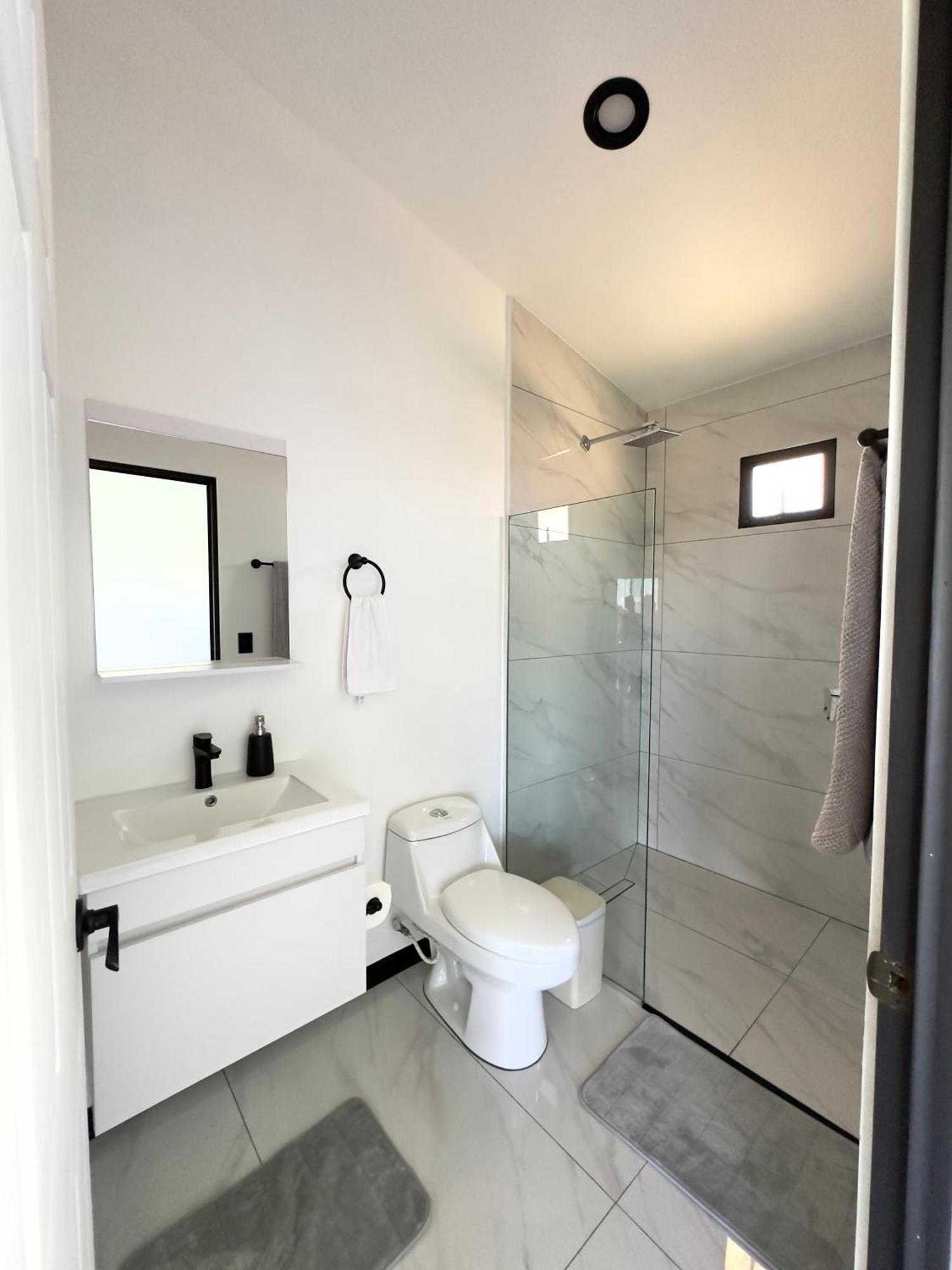 Black & White Apartments Monteverde 外观 照片